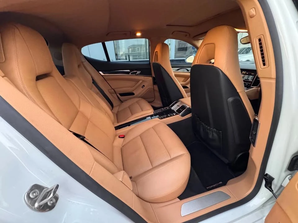 2016 Porsche 970 Panamera - Image 11 of 20