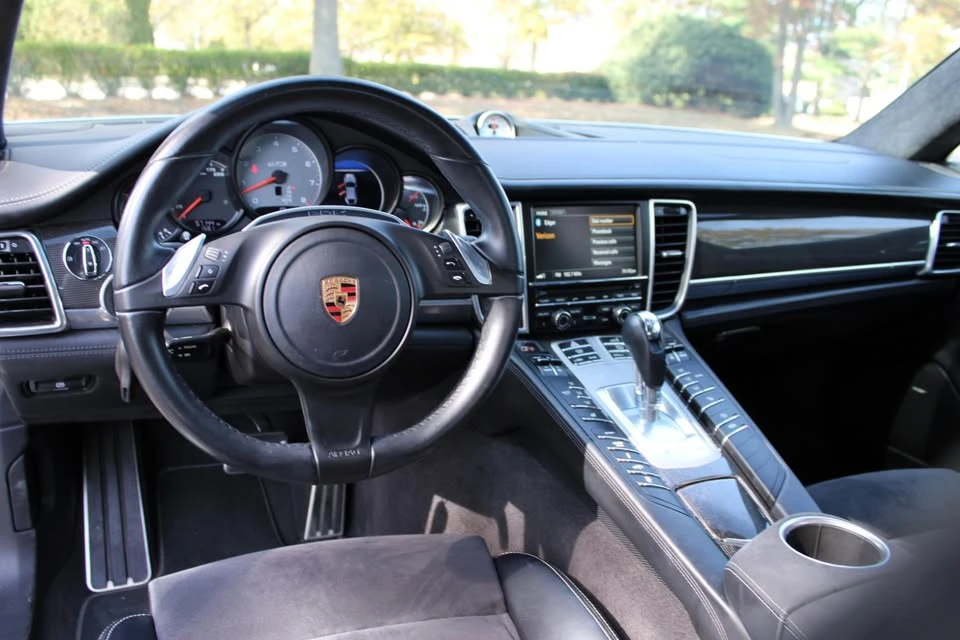 2016 Porsche 970 Panamera GTS - Image 4 of 5