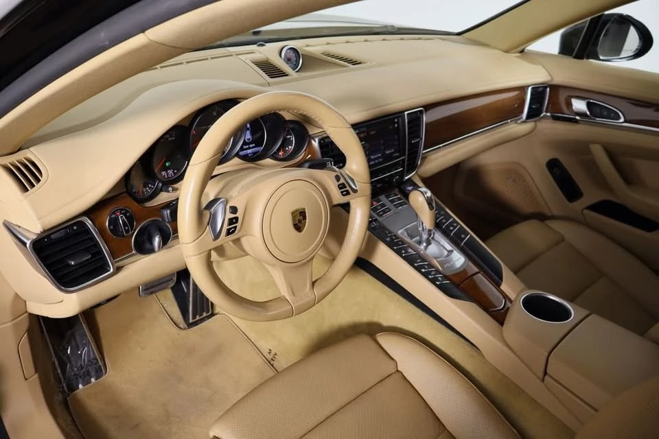 2016 Porsche 970 Panamera S - Image 13 of 14