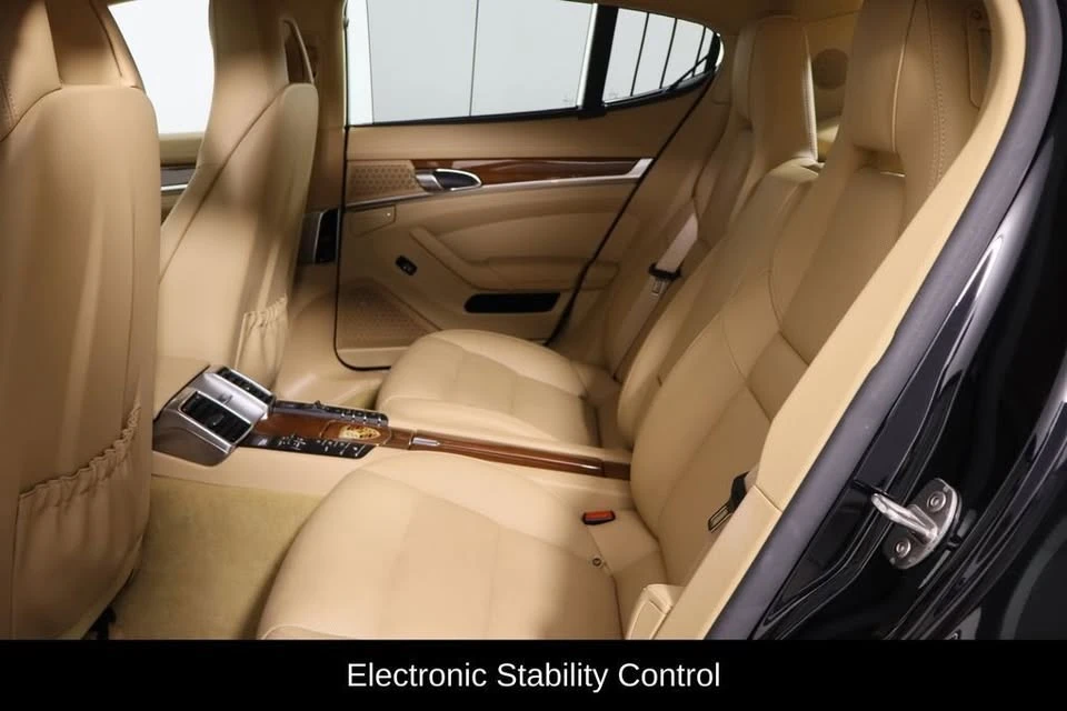 2016 Porsche 970 Panamera S - Image 10 of 14