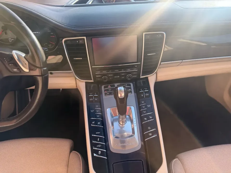 2016 Porsche 970 Panamera S - Image 11 of 15