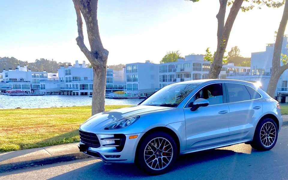 2016 Porsche Macan Turbo - Image 13 of 17