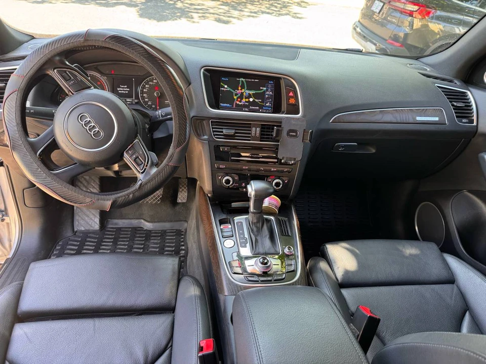 2016 Audi 8R Q5 - Image 9 of 24