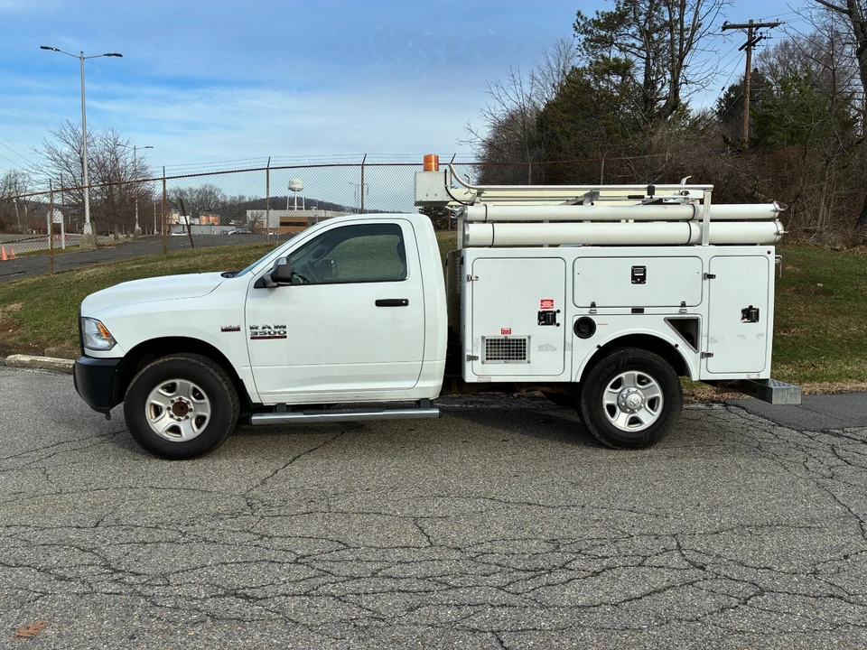 2016 Ram Heavy Duty - Image 2 of 21