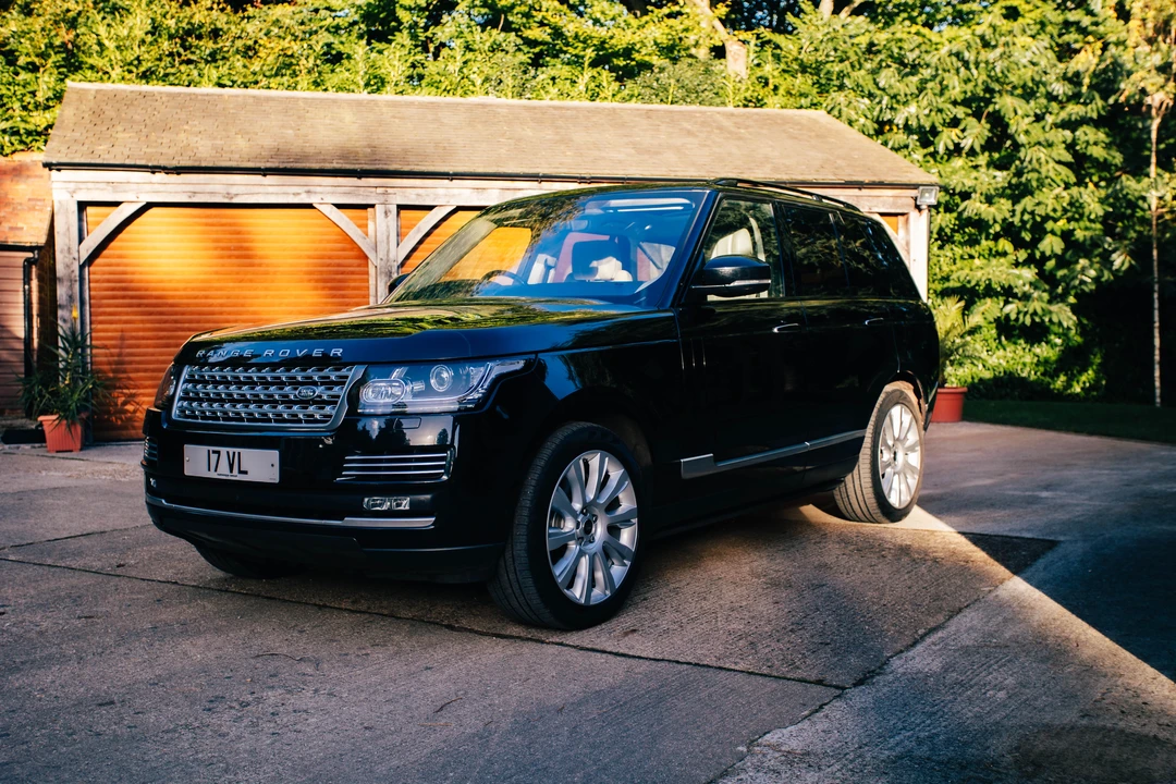 2016 Land Rover Range Rover L405 - Image 13 of 31