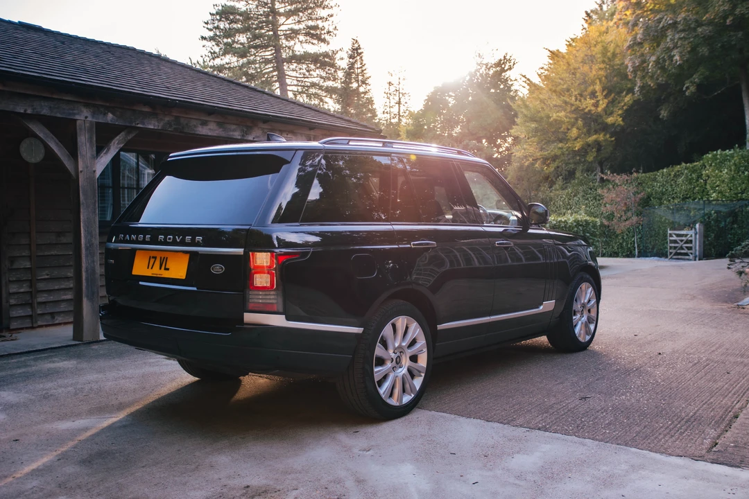 2016 Land Rover Range Rover L405 - Image 8 of 31