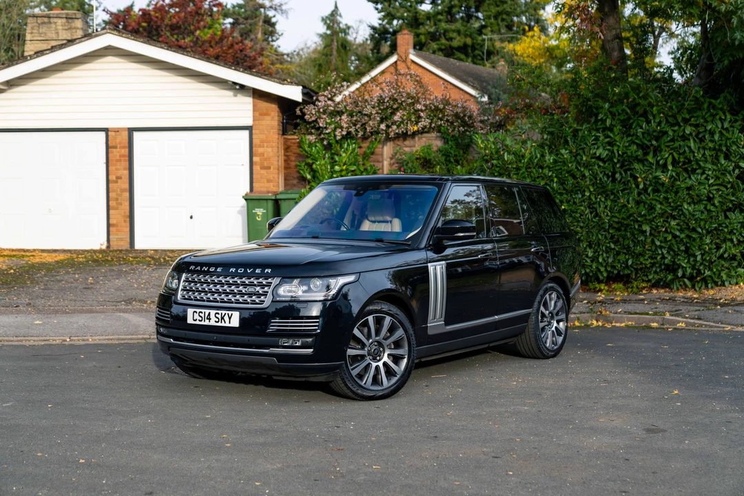 2016 Land Rover Range Rover L405 - Image 17 of 31