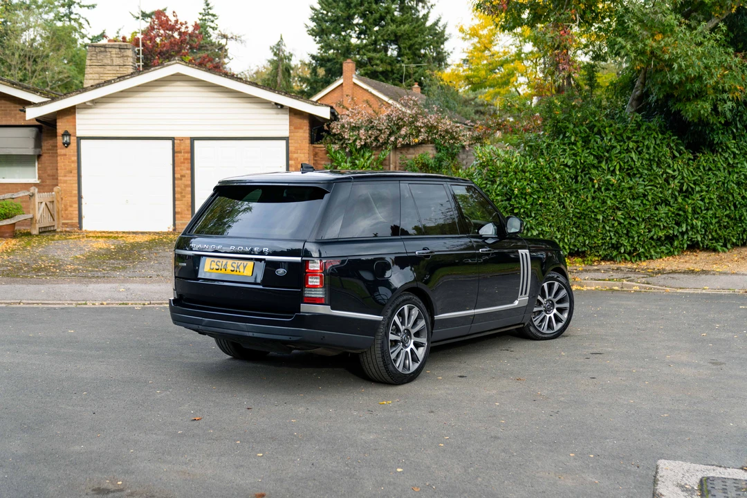 2016 Land Rover Range Rover L405 - Image 14 of 31