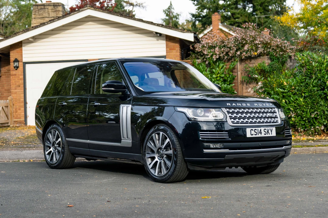 2016 Land Rover Range Rover L405 - Image 2 of 31