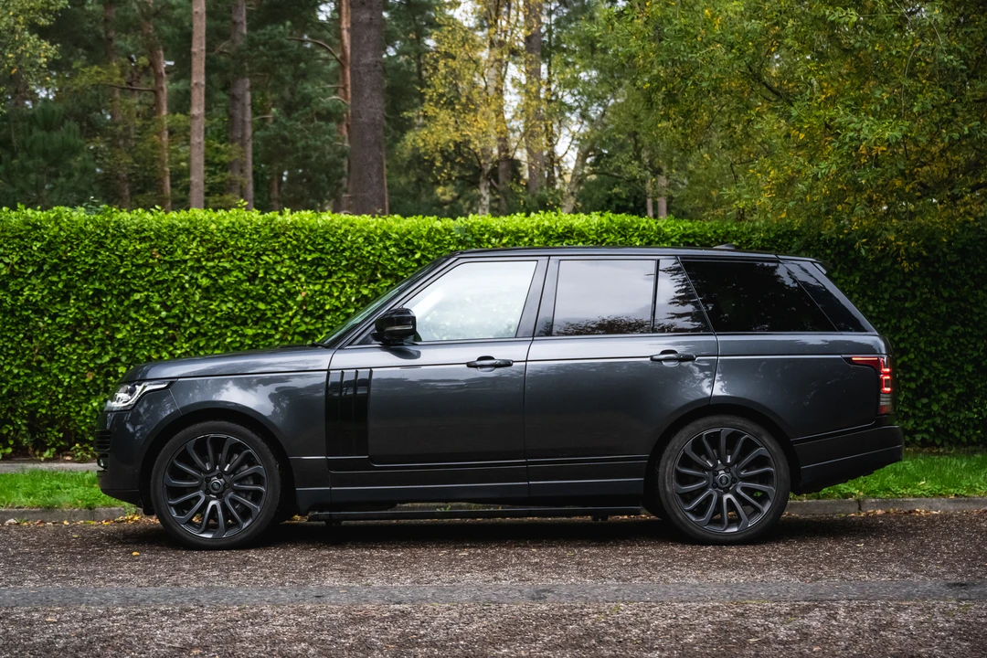 2016 Land Rover Range Rover L405 - Image 5 of 31