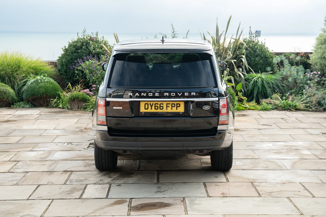 2016 Land Rover Range Rover L405 - Image 15 of 31