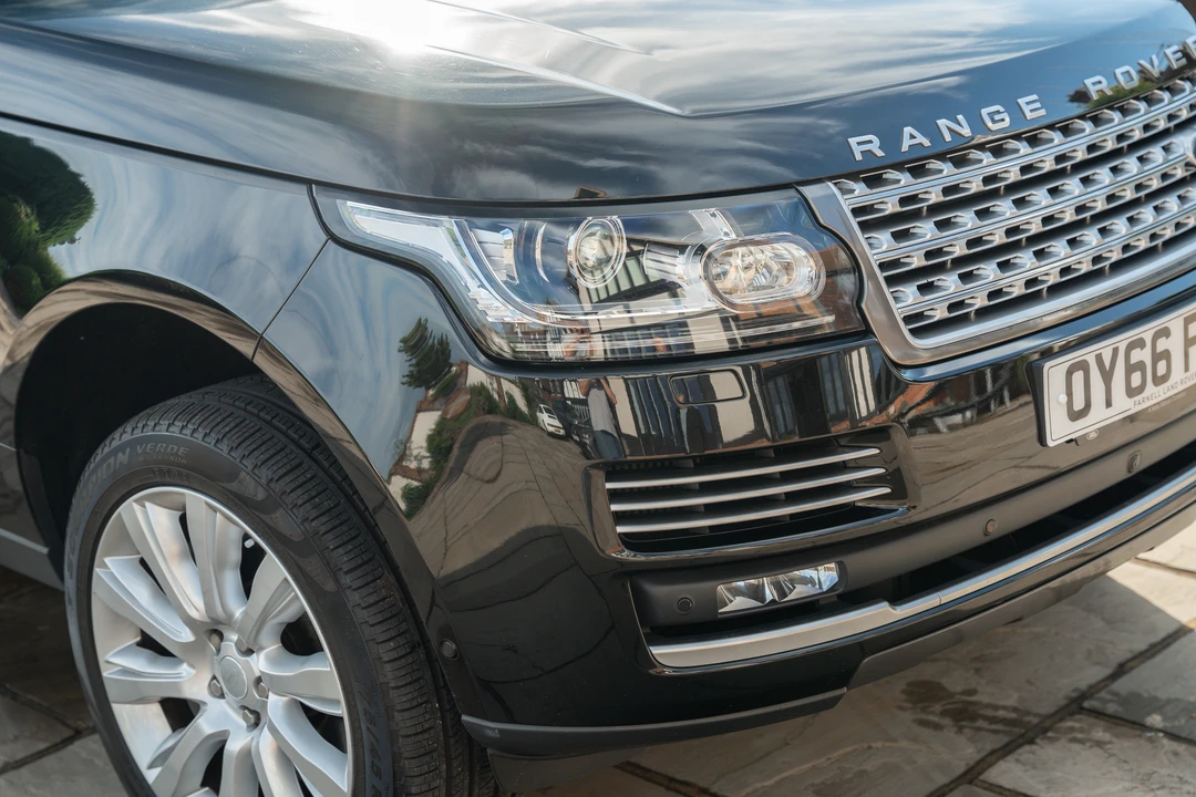 2016 Land Rover Range Rover L405 - Image 24 of 31