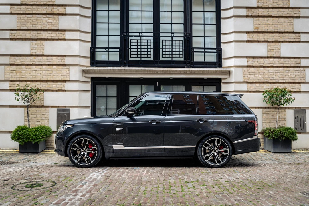 2016 Land Rover Range Rover L405 - Image 13 of 31