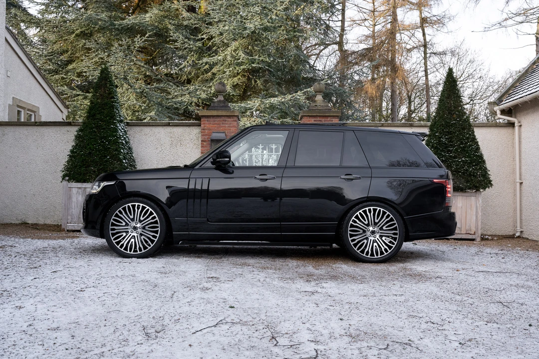2016 Land Rover Range Rover L405 - Image 5 of 31