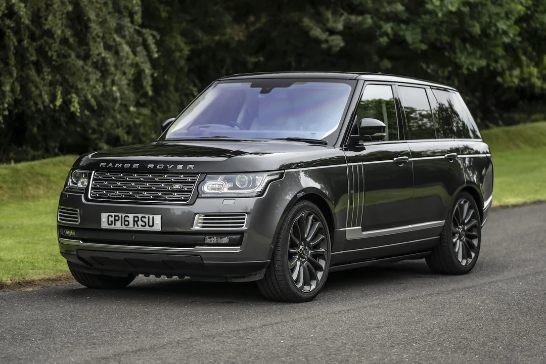 2016 Land Rover Range Rover L405 - Image 2 of 31