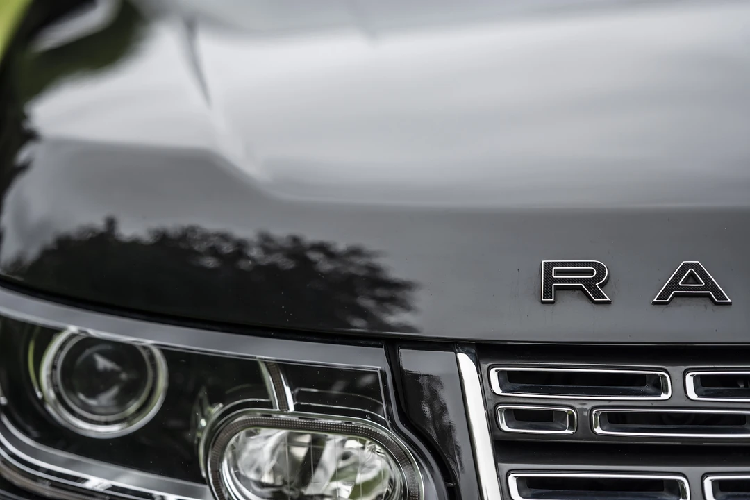 2016 Land Rover Range Rover L405 - Image 25 of 31