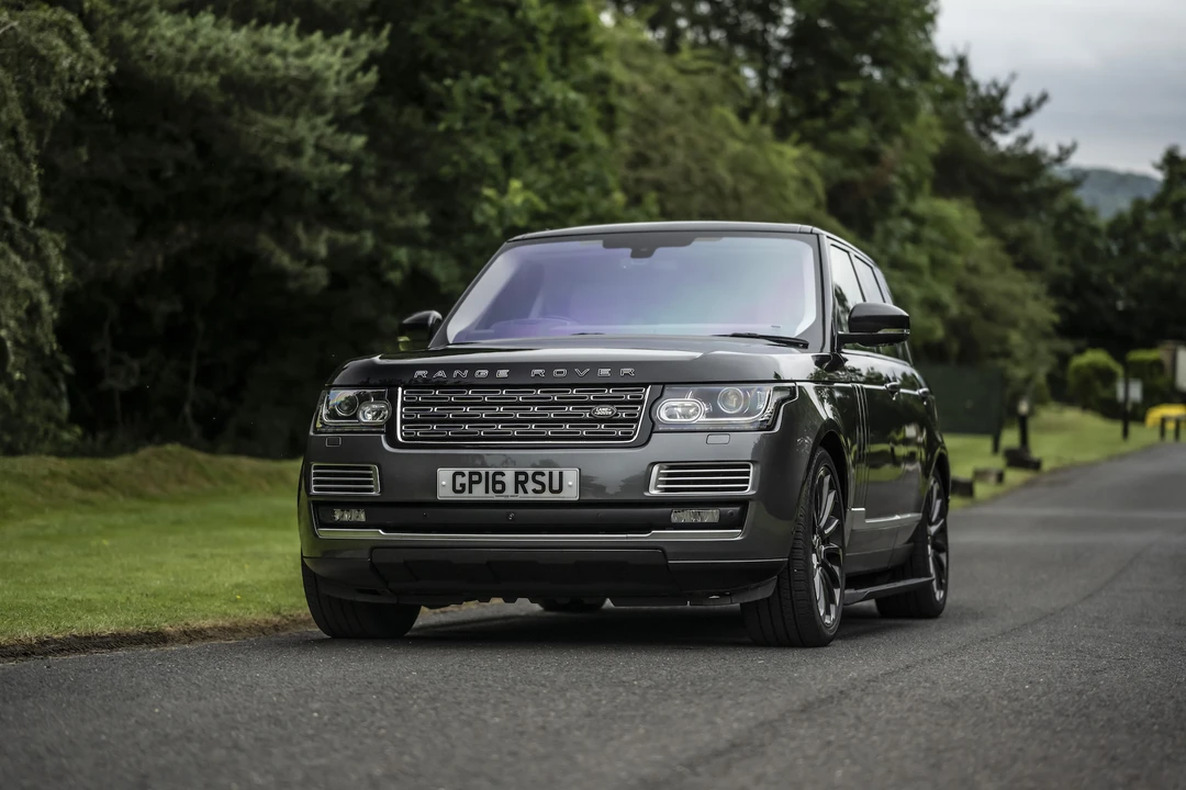 2016 Land Rover Range Rover L405 - Image 15 of 31