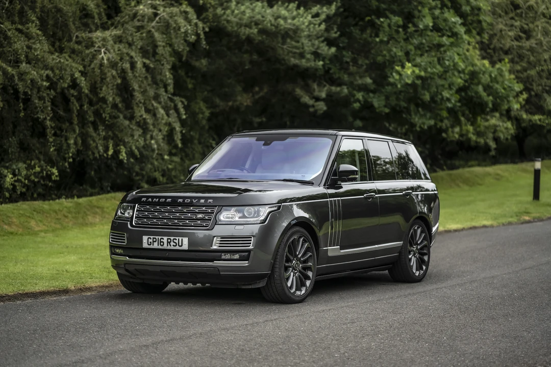 2016 Land Rover Range Rover L405 - Image 14 of 31
