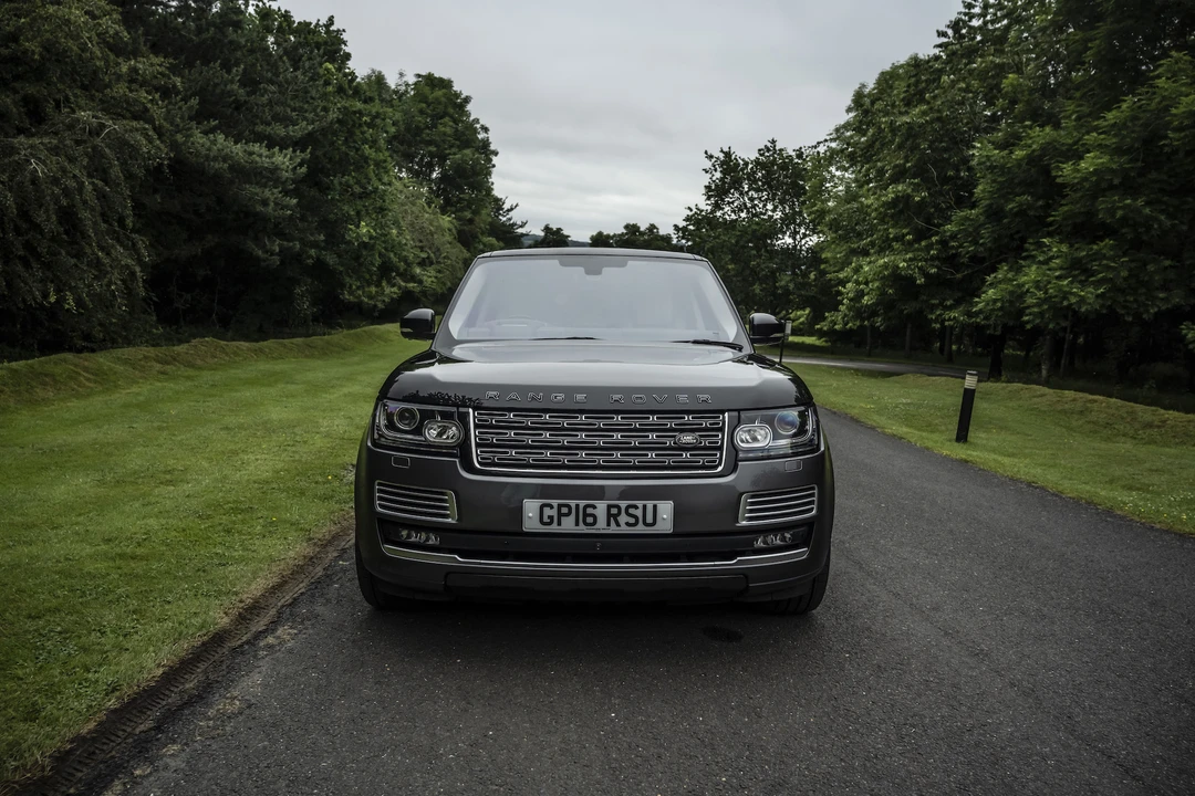 2016 Land Rover Range Rover L405 - Image 4 of 31