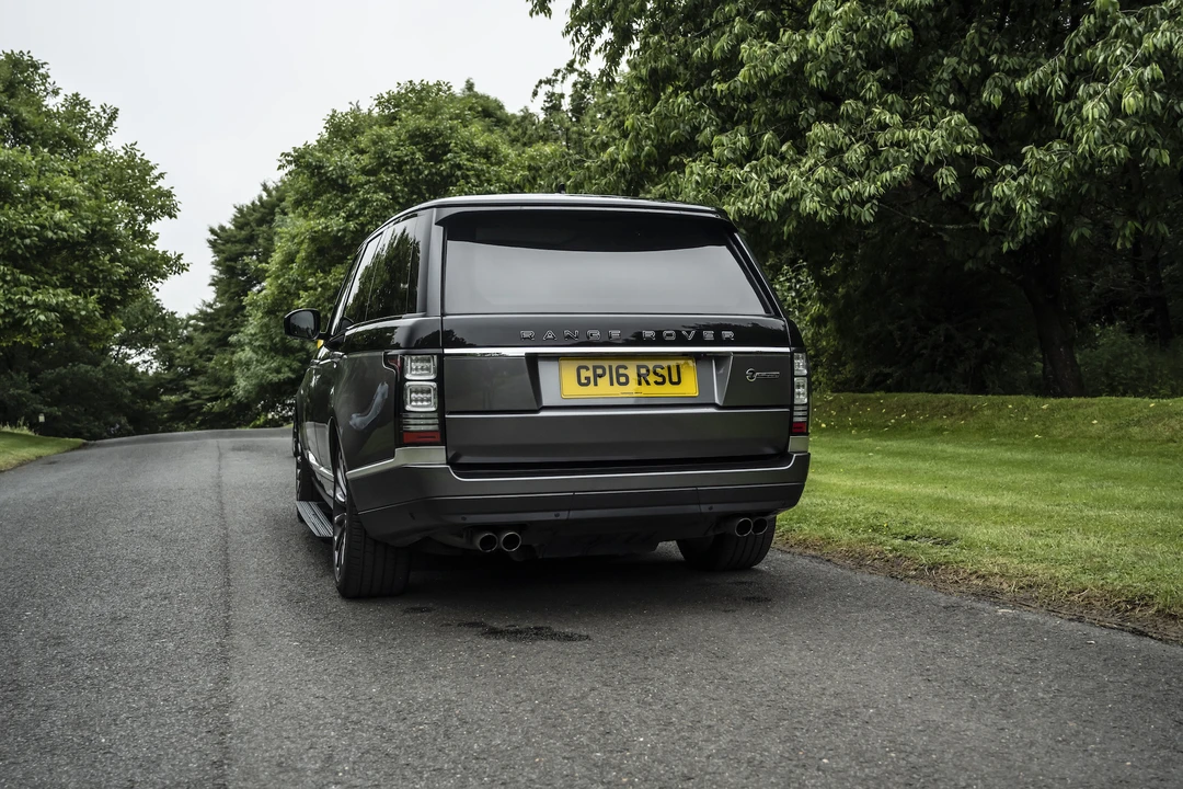 2016 Land Rover Range Rover L405 - Image 10 of 31