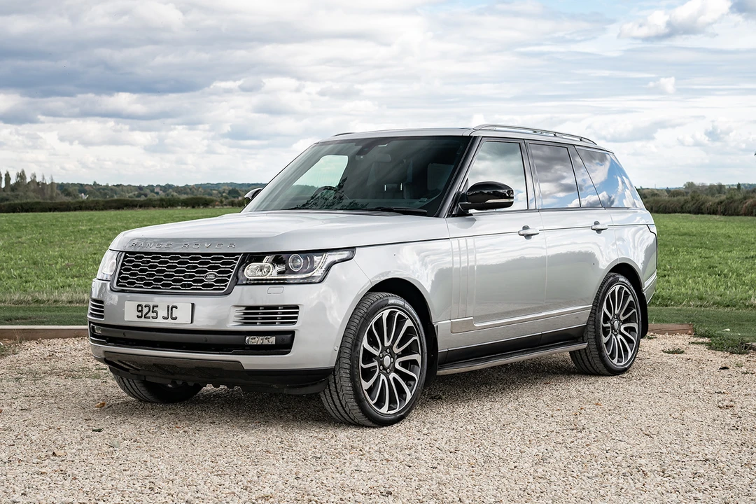 2016 Land Rover Range Rover L322 - Image 2 of 31