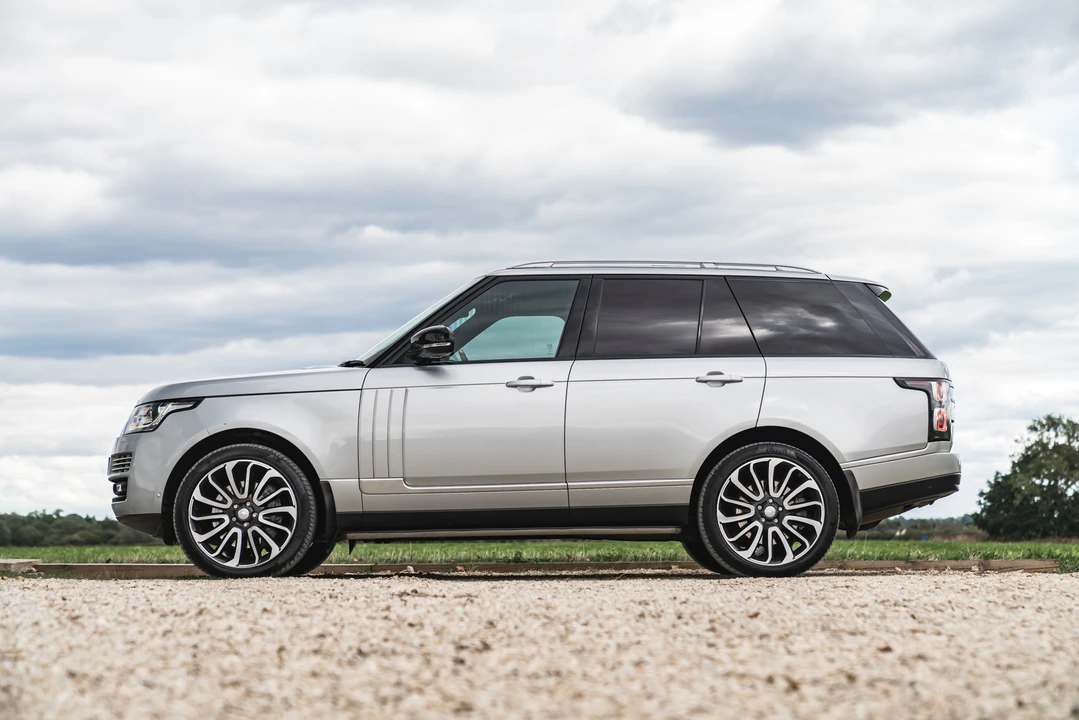 2016 Land Rover Range Rover L322 - Image 5 of 31