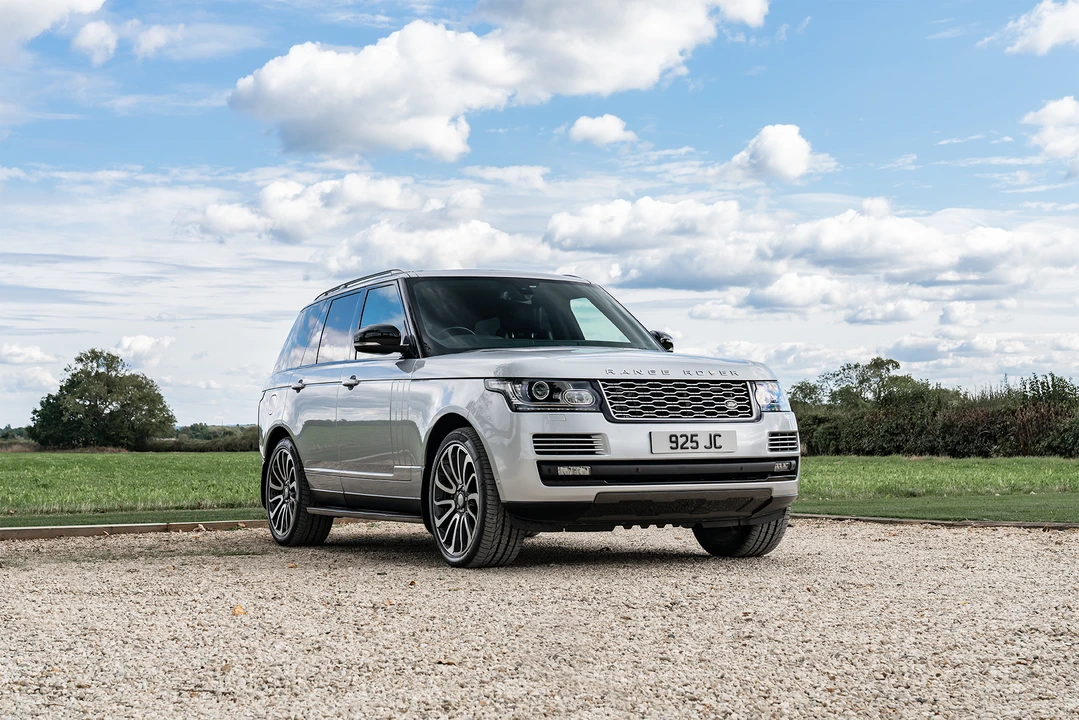 2016 Land Rover Range Rover L322 - Image 17 of 31