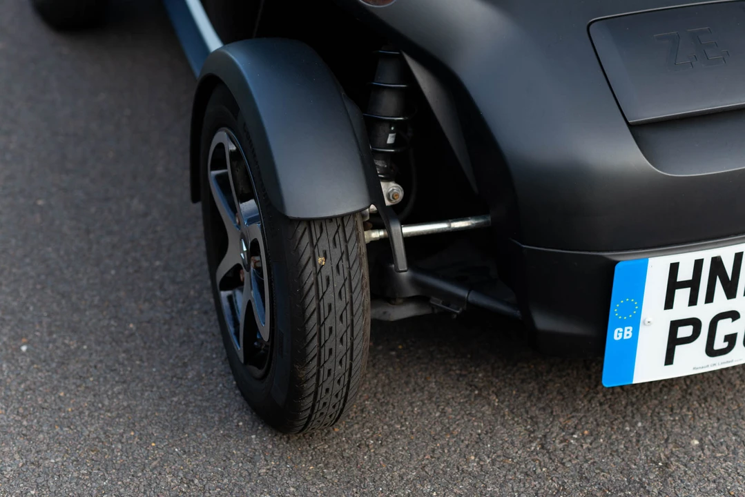 2016 Renault - Image 22 of 31
