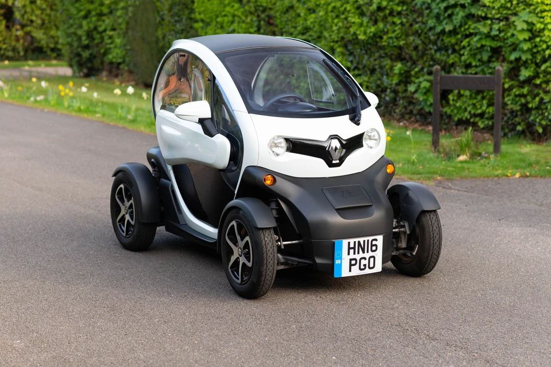 2016 Renault - Image 7 of 31