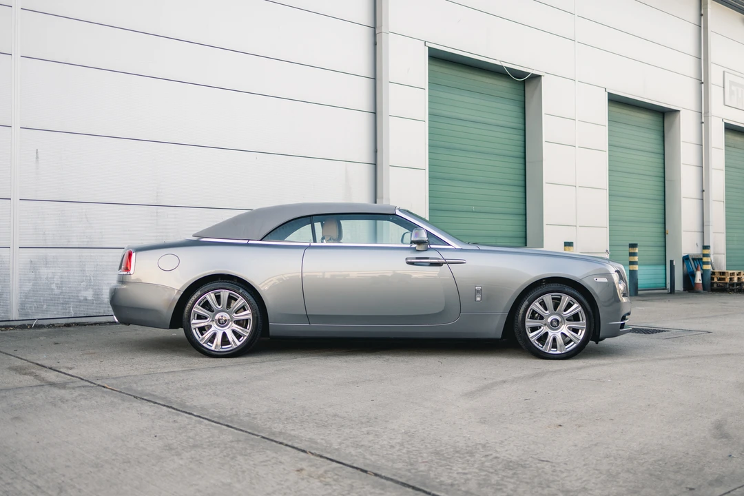 2016 Rolls-Royce Dawn - Image 7 of 31