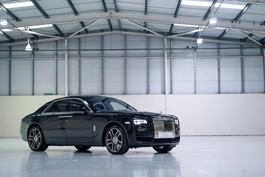 2016 Rolls-Royce Ghost 1st Gen - Image 28 of 31