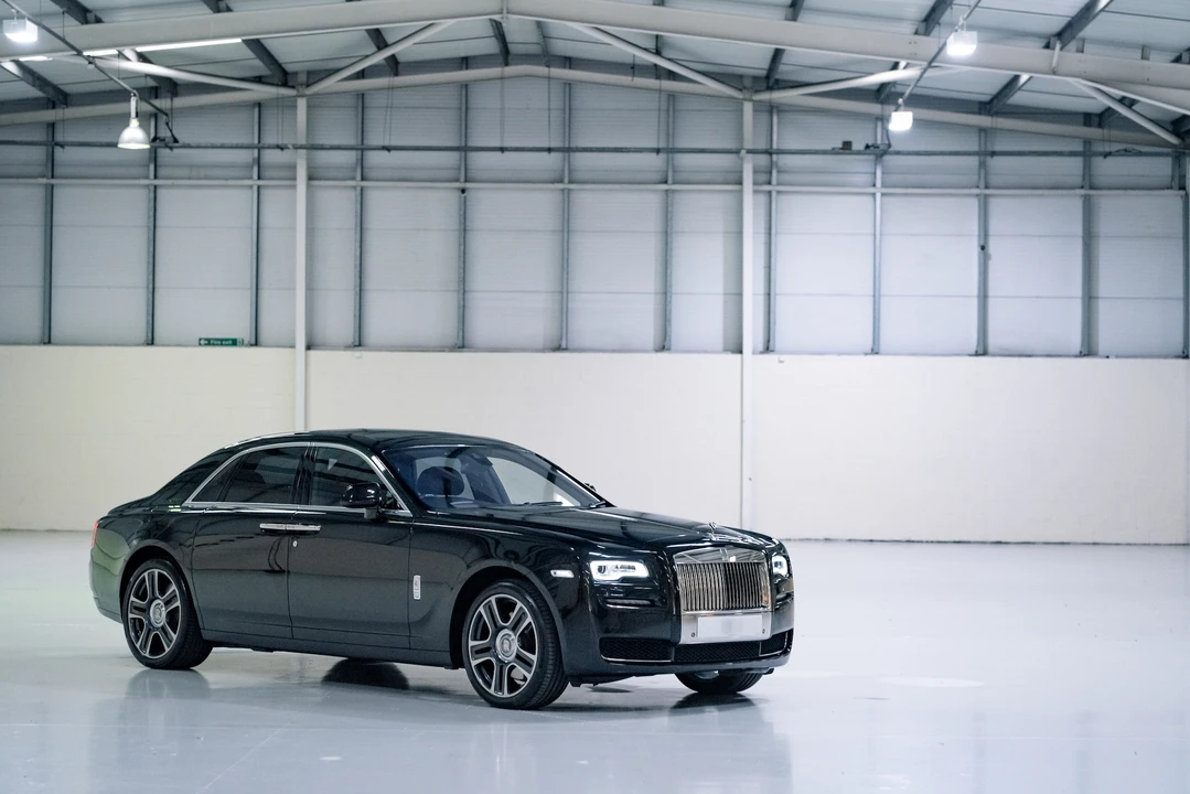 2016 Rolls-Royce Ghost 1st Gen - Image 13 of 31