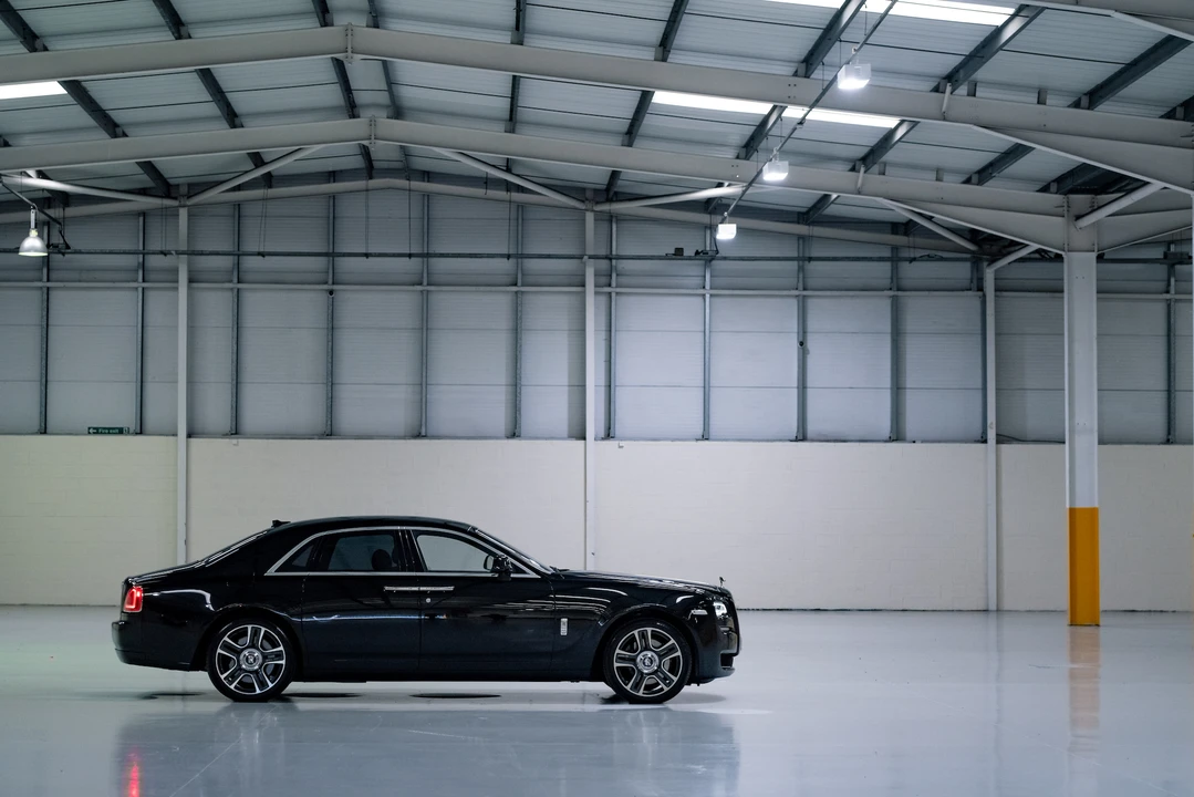 2016 Rolls-Royce Ghost 1st Gen - Image 14 of 31