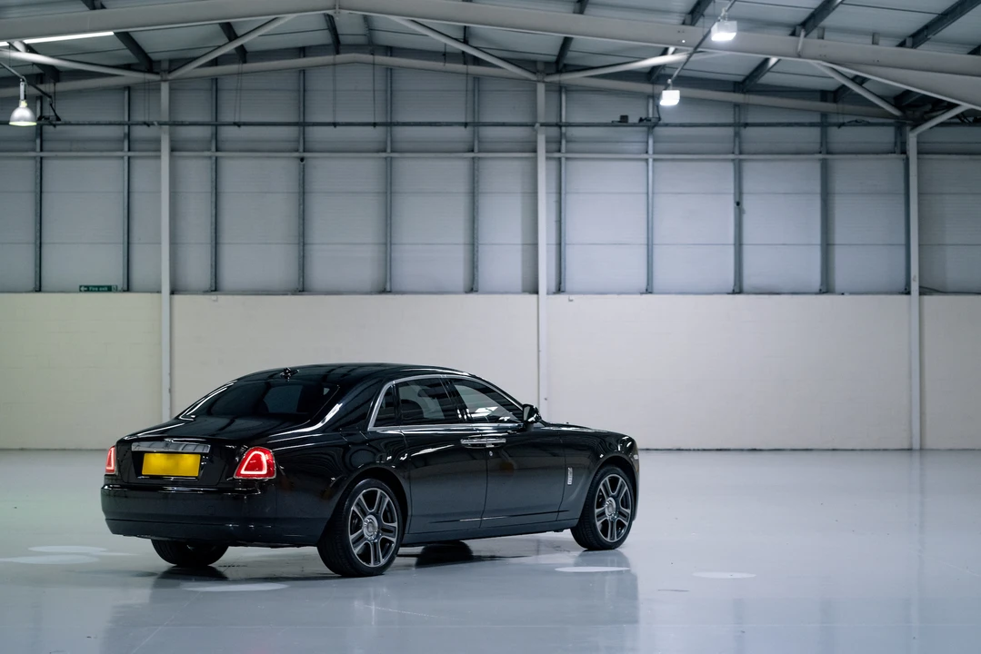 2016 Rolls-Royce Ghost 1st Gen - Image 23 of 31