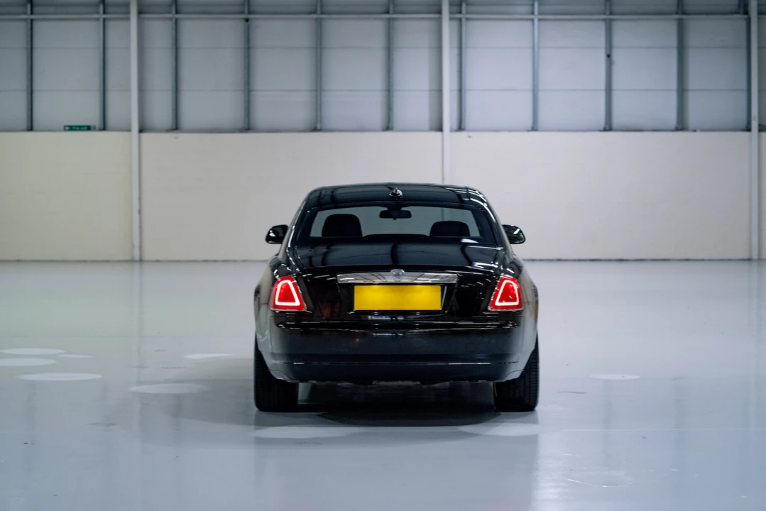 2016 Rolls-Royce Ghost 1st Gen - Image 16 of 31