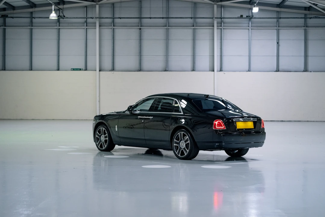 2016 Rolls-Royce Ghost 1st Gen - Image 9 of 31