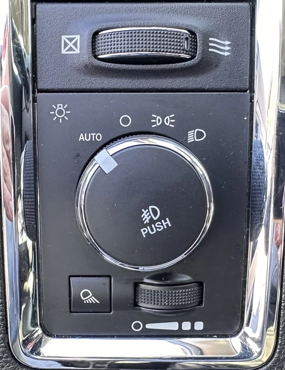 2016 Ram 1500 1st Gen - Image 18 of 21