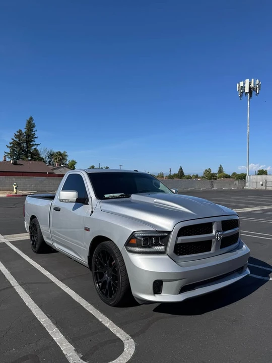 2016 Ram 1500 1st Gen - Image 2 of 14