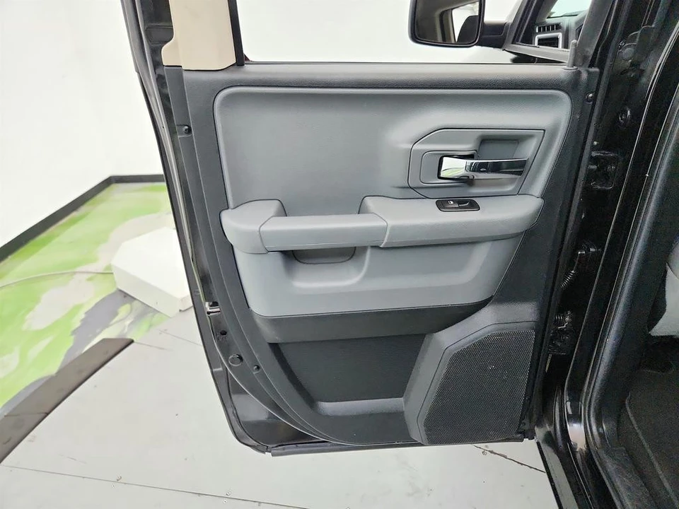 2016 Ram 1500 1st Gen - Image 21 of 31