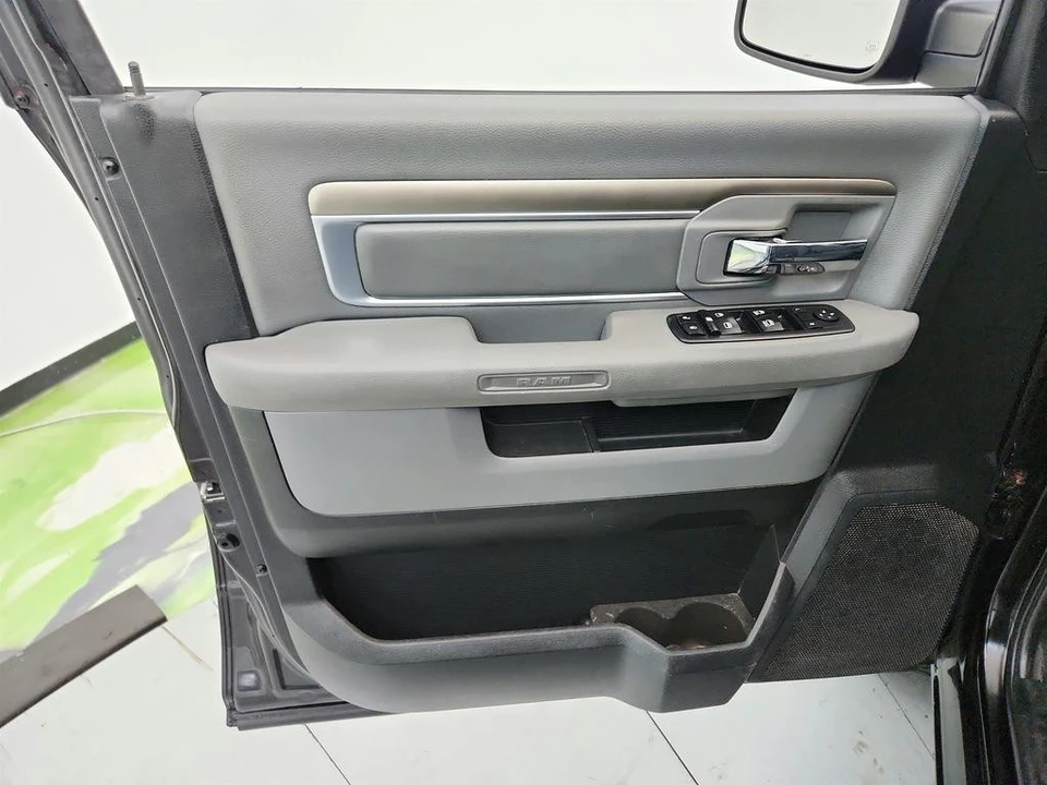 2016 Ram 1500 1st Gen - Image 19 of 31