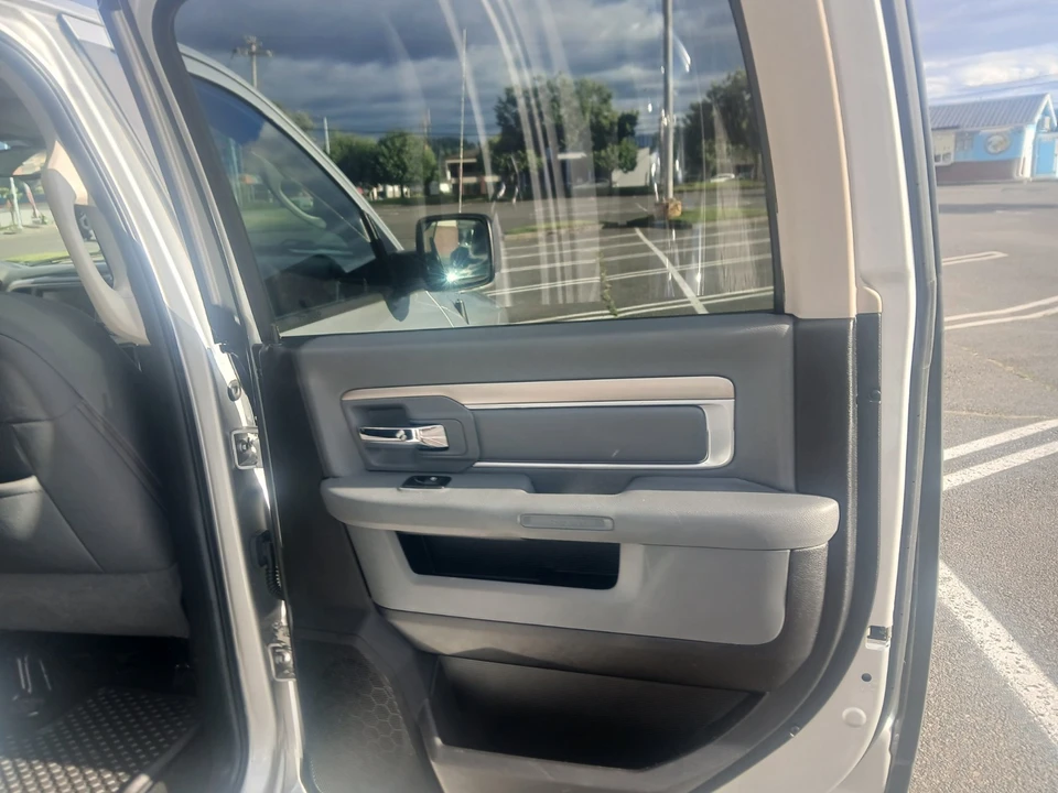 2016 Ram 1500 1st Gen - Image 11 of 15