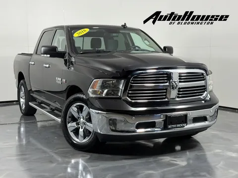 2016 Ram 1500 SLT