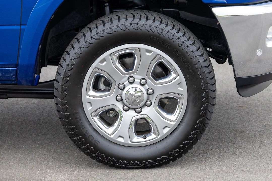 2016 Ram Heavy Duty - Image 26 of 31
