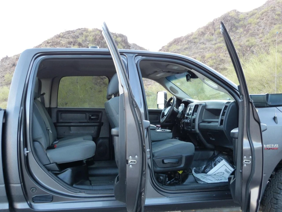 2016 Ram Heavy Duty - Image 18 of 31