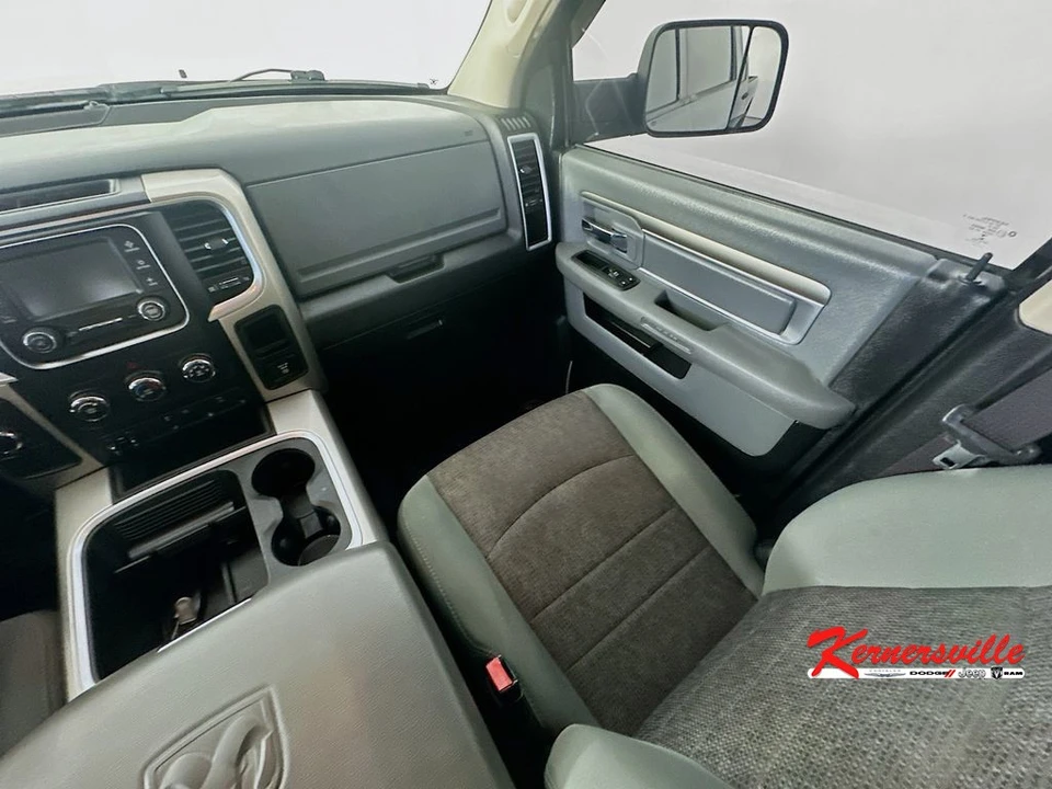 2016 Ram 2500 - Image 11 of 24