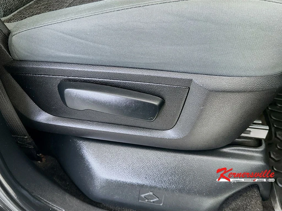 2016 Ram 2500 - Image 23 of 24