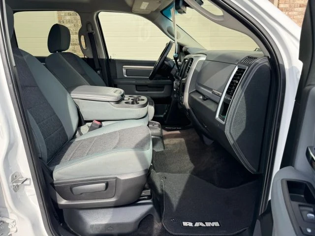 2016 Ram Heavy Duty - Image 25 of 31