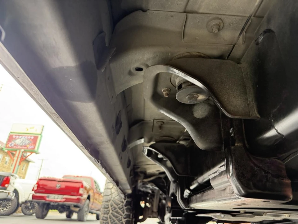2016 Ram Heavy Duty - Image 9 of 24