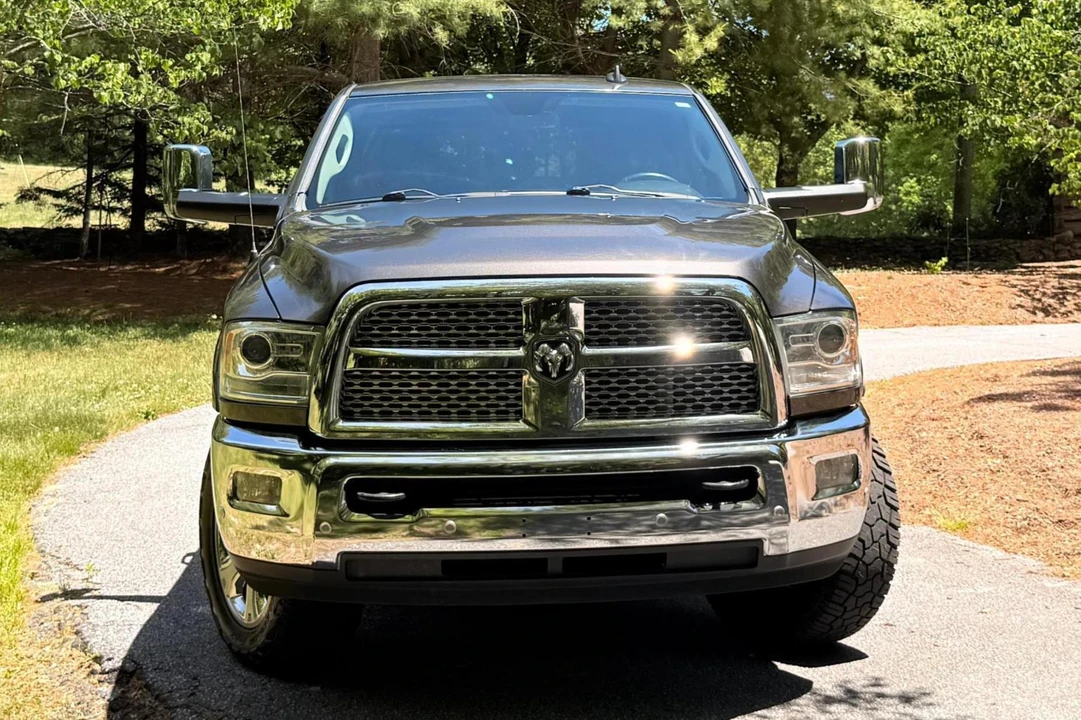 2016 Ram Heavy Duty - Image 2 of 31
