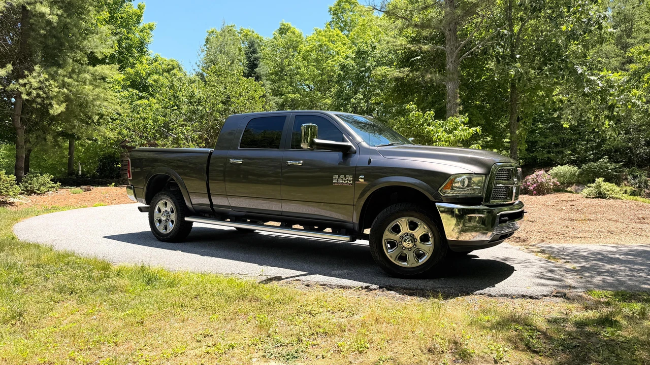 2016 Ram Heavy Duty - Image 17 of 31